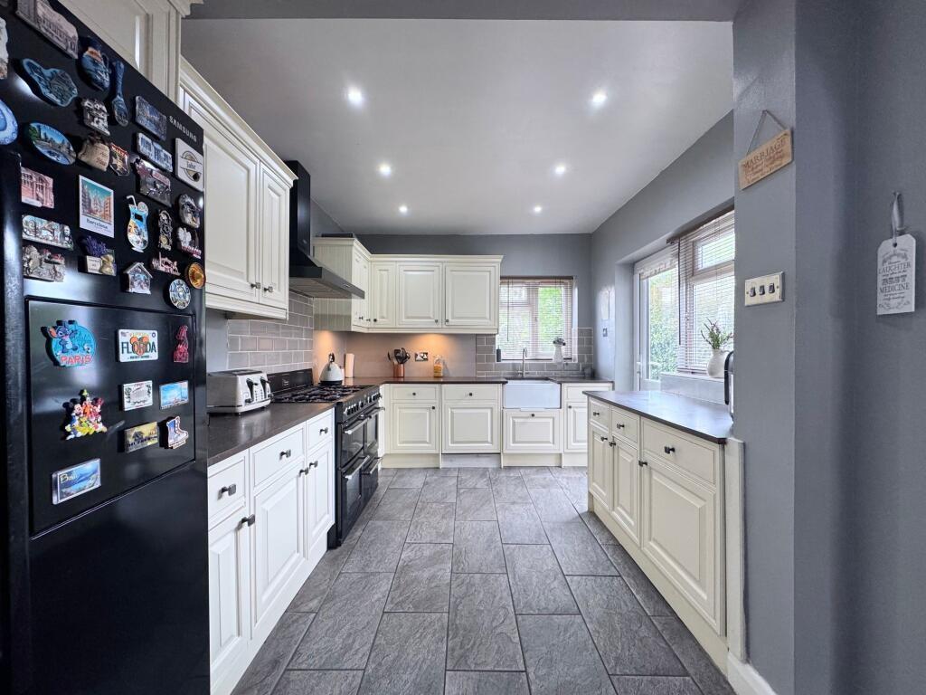 Sefton Avenue, Mill Hill, NW7, London